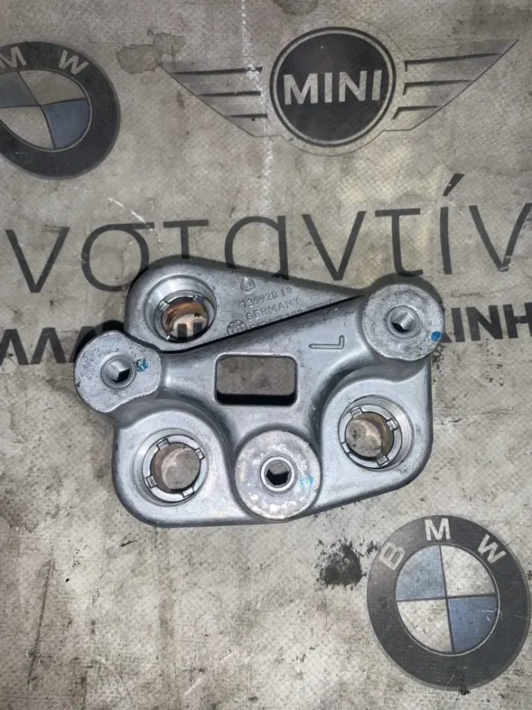 ΚΟΝΣΟΛΑ ΚΥΡΙΑ ΒΑΣΗ ΠΙΣΩ ΜΟΝΑΔΑΣ ΑΡΙΣΤΕΡΑ BMW ΣΕΙΡΑ 3 E93 (ΚΩΔ. ΑΝΤΑΛ. 54347157755)