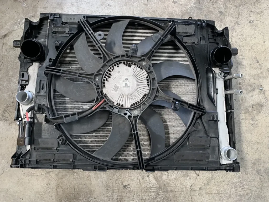 ΨΥΓΕΙΑ ΚΟΜΠΛΕ BMW ΣΕΙΡΑ 5, 6, 7 F07 GRAN TURISMO F10 F11 F06 GRAN COUPE F12 F13 F01 F02 (ΚΩΔ. ΑΝΤΑΛ. 67327647367 - 76447652)