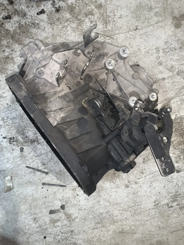 ΣΑΣΜΑΝ ΧΕΙΡΟΚΙΝΗΤΟ MINI R56 DIESEL