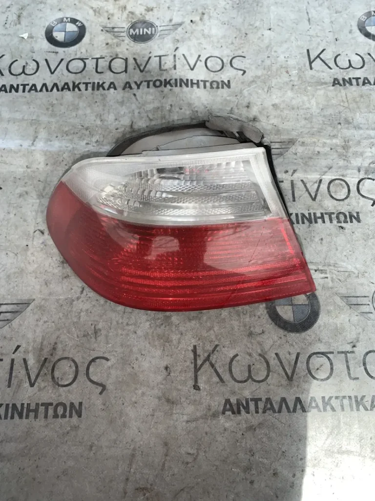 ΦΑΝΑΡΙ ΠΙΣΩ ΑΡΙΣΤΕΡΟ ΜΕ ΛΕΥΚΟ ΦΛΑΣ BMW ΣΕΙΡΑ 3 E46 CABRIO (ΚΩΔ. ΑΝΤΑΛ. 63218384843)