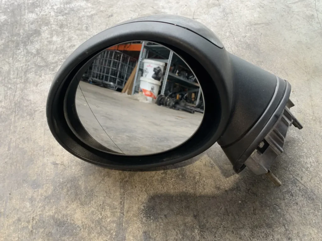 ΕΜΠΡΟΣ ΚΑΘΡΕΠΤΗΣ MINI COOPER S R56