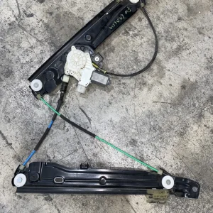 ΑΝΕΒΑΤΟΡΙ - ΓΡΥΛΟΣ ΠΑΡΑΘΥΡΟΥ ΠΙΣΩ ΔΕΞΙ BMW ΣΕΙΡΑ 5 F10 F11 (ΚΩΔ. ΑΝΤΑΛ. 7248172 - 7271564)