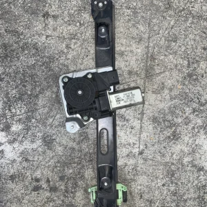 ΑΝΕΒΑΤΟΡΙ - ΓΡΥΛΟΣ ΠΑΡΑΘΥΡΟΥ ΠΙΣΩ ΑΡΙΣΤΕΡΟ BMW ΣΕΙΡΑ 1 , 3 Ε81 Ε87 Ε90 Ε91 (ΚΩΔ. ΑΝΤΑΛ. 71002603 - 1060078)