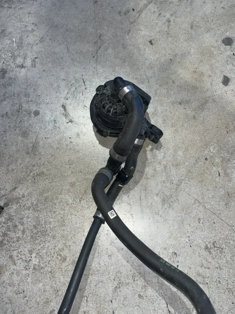 ΒΟΗΘΗΤΙΚΗ ΑΝΤΛΙΑ ΨΥΚΤΙΚΟΥ ΥΓΡΟΥ BMW - MINI ΣΕΙΡΑ 1, 2 (ΚΩΔ. ΑΝΤΑΛ. 9455020)