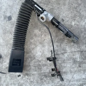 ΠΟΡΠΗ ΖΩΝΗΣ ΑΣΦΑΛΕΙΑΣ BMW ΣΕΙΡΑ 5 F10 F11 (ΚΩΔ. ΑΝΤΑΛ. 615795400B)
