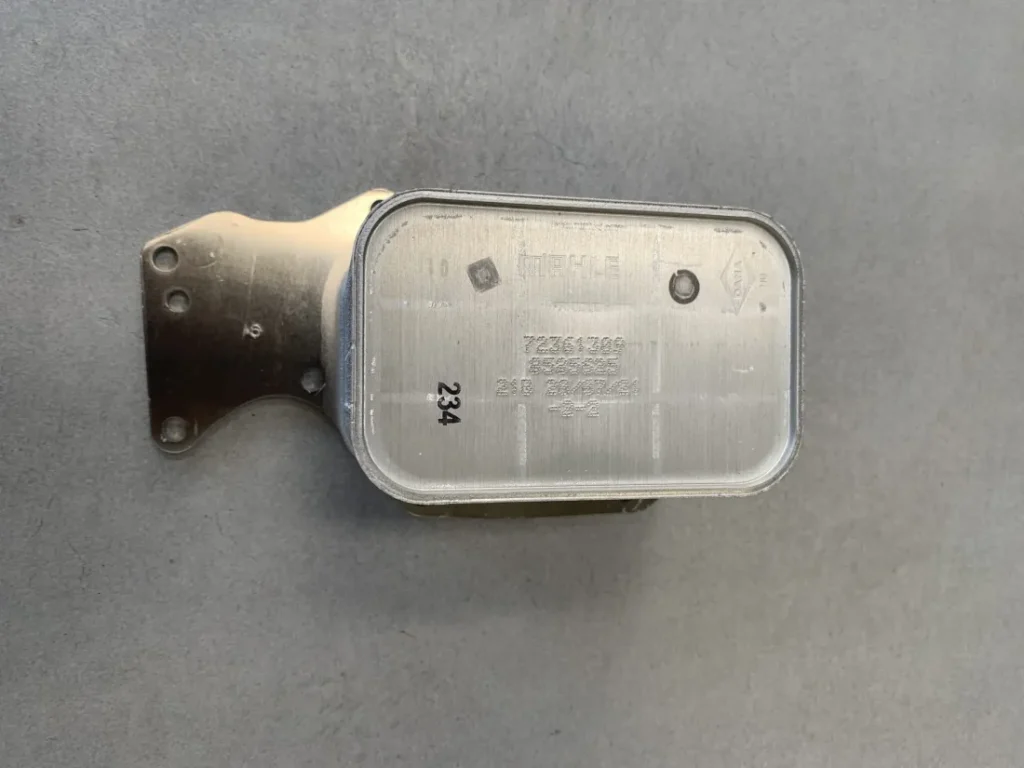 ΨΥΓΕΙΟ ΛΑΔΙΟΥ BMW ΣΕΙΡΑ 1, 2, 3, 4, 5, 7 F20 F21 F22 F23 F30 F31 F32 F33 F34 F36 F10 F11 G30 G31 G11 G12 X3 F25 G01 X4 F26 G02 X5 F15 (8585625)