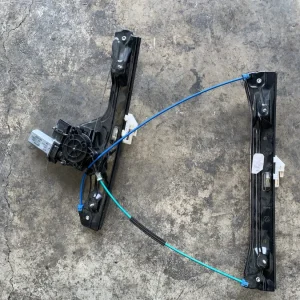 ΑΝΕΒΑΤΟΡΙ - ΓΡΥΛΟΣ ΠΑΡΑΘΥΡΟΥ ΕΜΠΡΟΣ ΑΡΙΣΤΕΡΟ MINI COOPER F55 (ΚΩΔ. ΑΝΤΑΛ. 7320277)