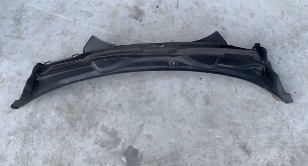 ΚΑΛΥΜΜΑ ΠΛΑΙΣΙΟΥ ΠΑΡΜΠΡΙΖ ΤΜΗΜΑ 1 BMW ΣΕΙΡΑ 2, 3, 4 (ΚΩΔ. ΑΝΤΑΛ. 51717427848)