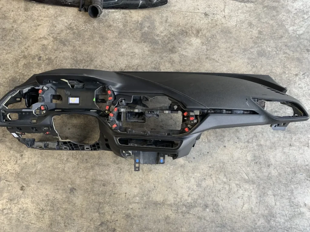 ΤΑΜΠΛΟ BMW ΣΕΙΡΑ 1 F40