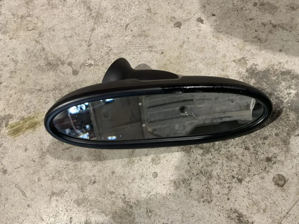 ΕΣΩΤΕΡΙΚΟΣ ΚΑΘΡΕΠΤΗΣ MINI COOPER S R56