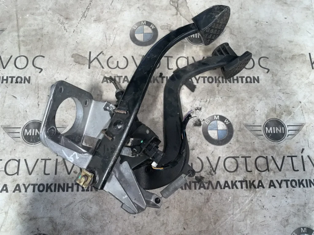 ΠΕΝΤΑΛ ΣΥΜΠΛΕΚΤΗ BMW Z4 E85 E86 (ΚΩΔ. ΑΝΤΑΛ. 6757932)