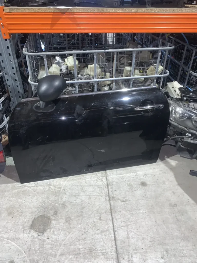 ΠΟΡΤΑ ΕΜΠΡΟΣ ΑΡΙΣΤΕΡΗ ΜΑΥΡΗ MINI F56