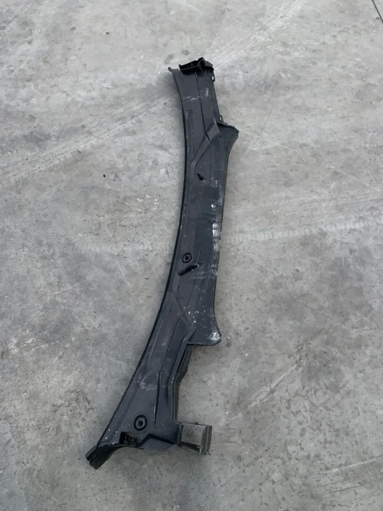 ΚΑΛΥΜΜΑ ΠΛΑΙΣΙΟΥ ΠΑΡΜΠΡΙΖ ΤΜΗΜΑ 1 BMW X3 G01 G08 iX3 G08 X3M F97 X4 G02 X4M F98 (ΚΩΔ. ΑΝΤΑΛ. 51717399015)