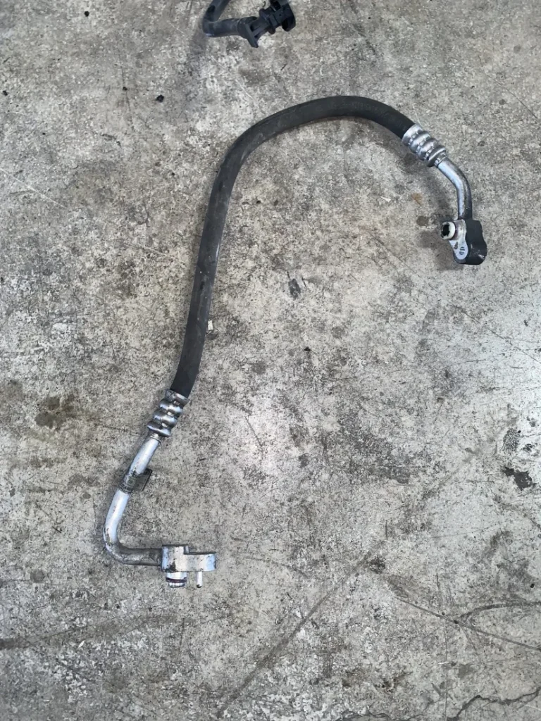 ΣΩΛΗΝΑΣ ΠΙΕΣΗΣ ΣΥΜΠΙΕΣΤΗΣ - ΣΥΜΠΥΚΝΩΤΗΣ BMW ΣΕΙΡΑ 1, 2, 3, 4 (ΚΩΔ. ΑΝΤΑΛ. 64539212081)