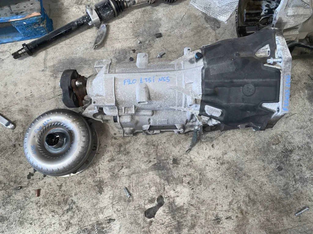 ΣΑΣΜΑΝ - ΑΥΤΟΜΑΤΟ ΚΙΒΩΤΙΟ ΤΑΧΥΤΗΤΩΝ N55 BMW ΣΕΙΡΑ 1, 2, 6 F20 F21 F22 F06 GC F12 F13 (ΚΩΔ. ΑΝΤΑΛ. 8623599)