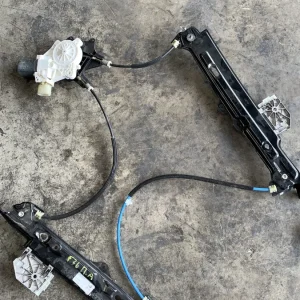 ΑΝΕΒΑΤΟΡΙ - ΓΡΥΛΟΣ ΠΑΡΑΘΥΡΟΥ ΠΙΣΩ ΑΡΙΣΤΕΡΟ BMW ΣΕΙΡΑ 4 F36 GRAN COUPE (ΚΩΔ. ΑΝΤΑΛ. 7326325)