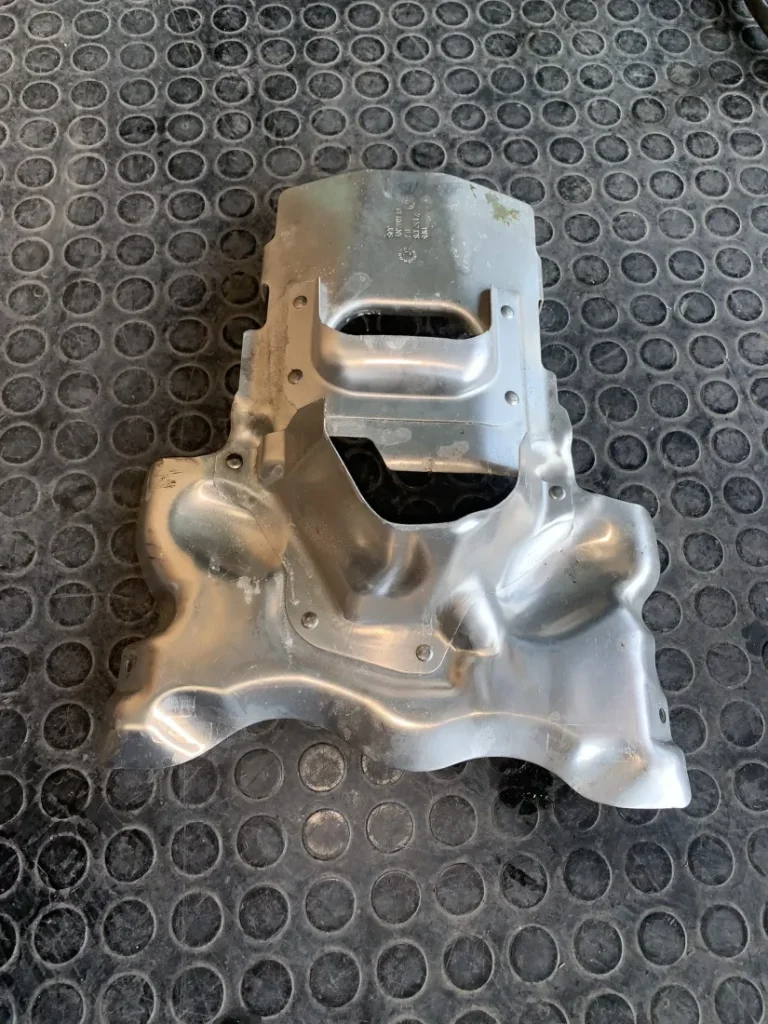 ΘΕΡΜΟΠΡΟΣΤΑΣΙΑ BMW M5 F90 M8 F91 F92 F93 X5 M F95 X6 M F96 (ΚΩΔ. ΑΝΤΑΛ. 11657852128)