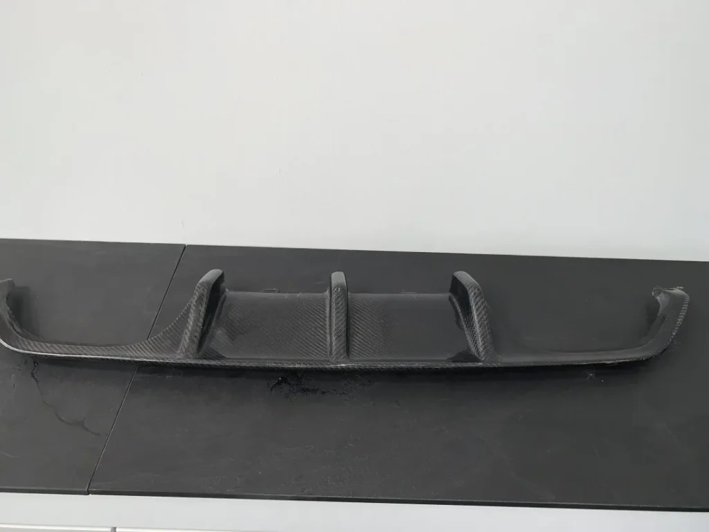 ΔΙΑΧΥΤΗΣ DIFFUSER BMW Μ4