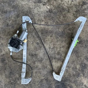 ΑΝΕΒΑΤΟΡΙ - ΓΡΥΛΟΣ ΠΑΡΑΘΥΡΟΥ ΕΜΠΡΟΣ ΔΕΞΙ BMW ΣΕΙΡΑ 3, 6 Ε46 Ε64 Χ5 Ε53 Ζ4 Ε85 (ΚΩΔ. ΑΝΤΑΛ. 67628362064)