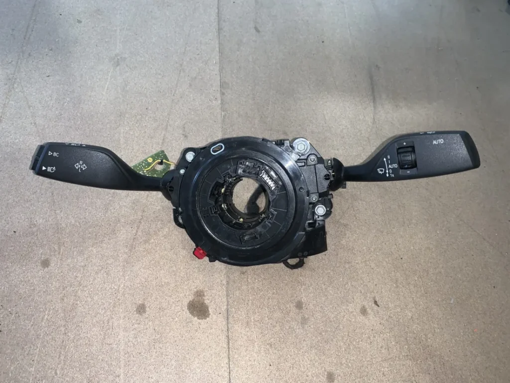 ΦΛΑΣΙΕΡΑ ΤΙΜΟΝΙΟΥ BMW ΣΕΙΡΑ 5 G30 F90 (61316839779)