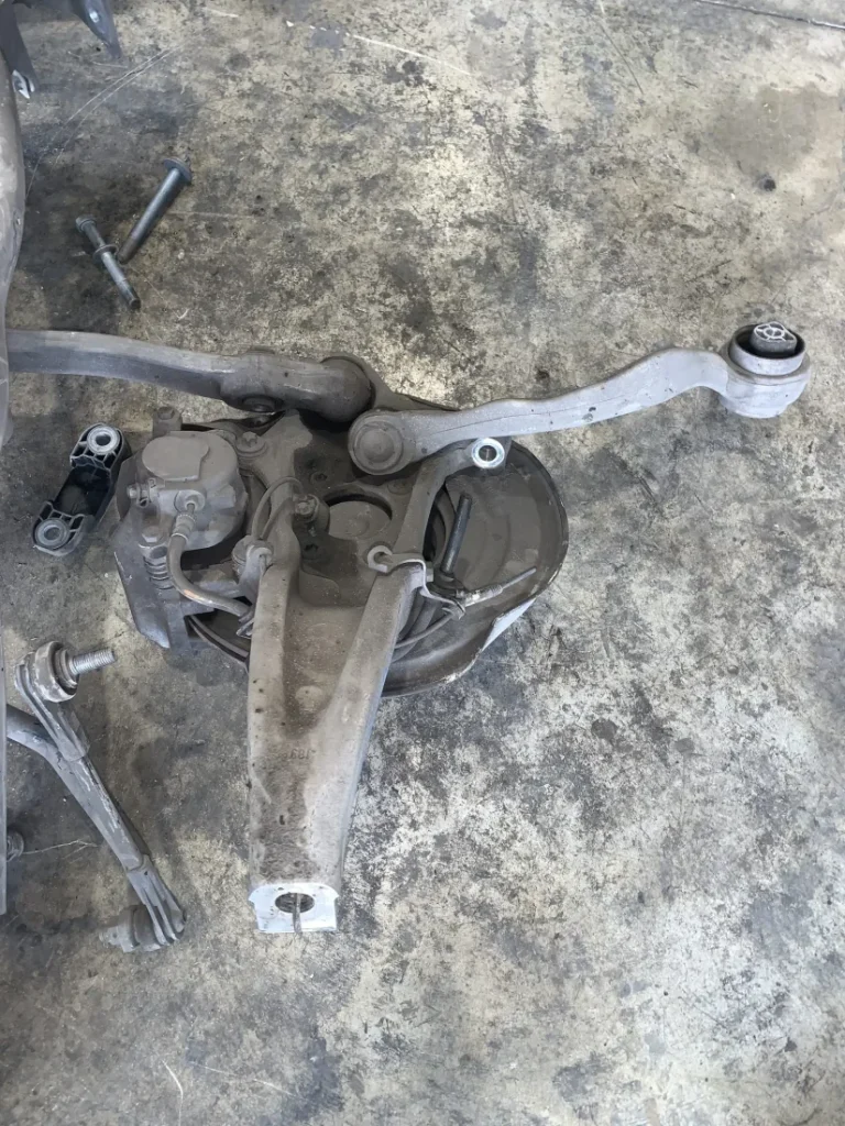 ΑΚΡΟ ΚΟΜΠΛΕ ΕΜΠΡΟΣ ΑΡΙΣΤΕΡΟ BMW ΣΕΙΡΑ 5 G30