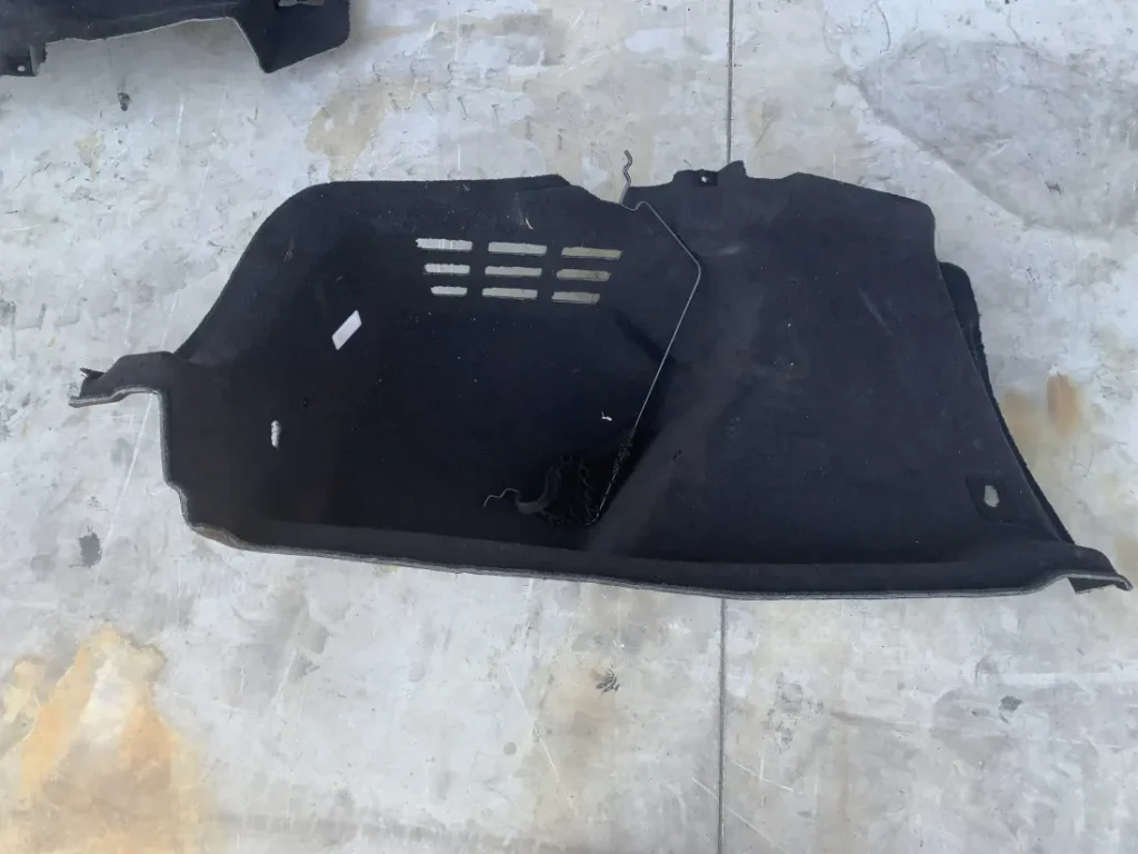 ΕΠΕΝΔΥΣΗ ΧΩΡΟΣ ΑΠΟΣΚΕΥΩΝ ΑΡΙΣΤΕΡΑ BMW ΣΕΙΡΑ 4 G26 GC (ΚΩΔ. ΑΝΤΑΛ. 51479871057)