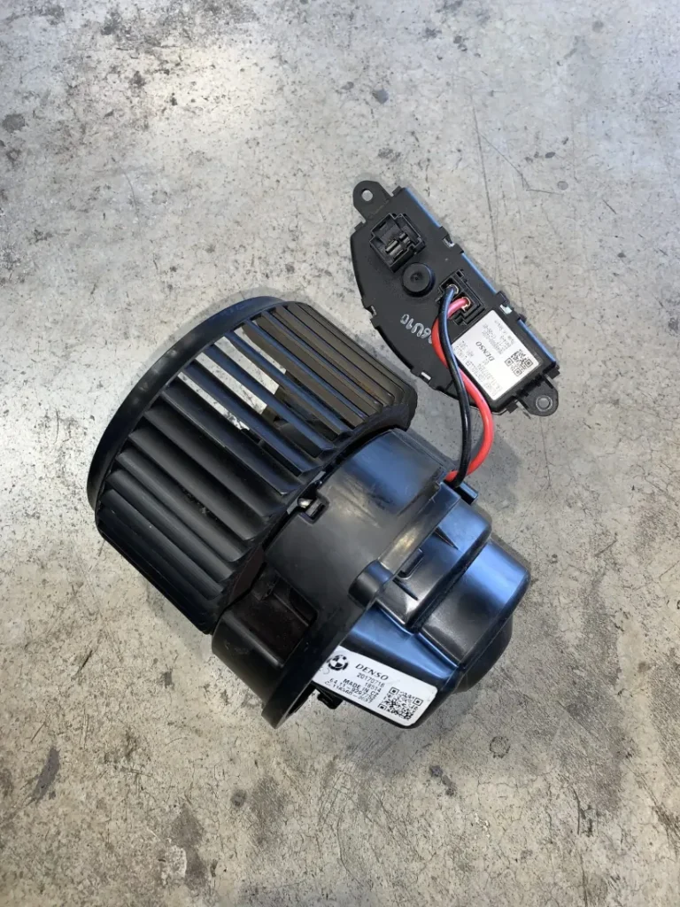 ΑΝΕΜΙΣΤΗΡΑΣ - ΡΥΘΜΙΣΤΗΣ BMW ΣΕΙΡΑ 1, 2 F40 F44 GC F45 A.T. F46 G.T. X1 F48 F49 X2 F39 (ΚΩΔ. ΑΝΤΑΛ. 64119297752 - 64119377854)