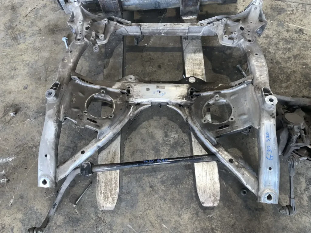 ΓΕΦΥΡΑ ΕΜΠΡΟΣ ΚΟΜΠΛΕ BMW ΣΕΙΡΑ 5 G30