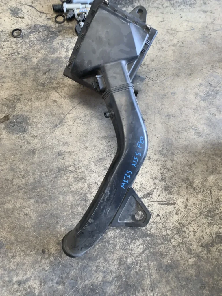 ΦΙΛΤΡΟ ΑΕΡΟΣ BMW ΣΕΙΡΑ 1, 2, 3, 4 (ΚΩΔ. ΑΝΤΑΛ. 70530416 - 705304170)