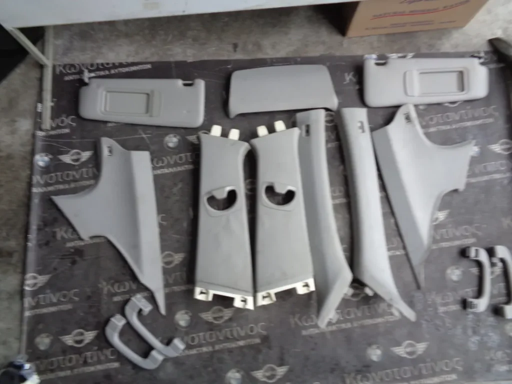 ΣΕΤ ΓΚΡΙ ΕΣΩΤΕΡΙΚΑ ΚΟΛΟΝΑΚΙΑ ΠΛΑΙΝΑ ΠΙΣΩ ΚΟΜΜΑΤΙ ΣΚΙΑΔΙΑ ΚΟΜΠΛΕ BMW E90 ΣΕΙΡΑ 3