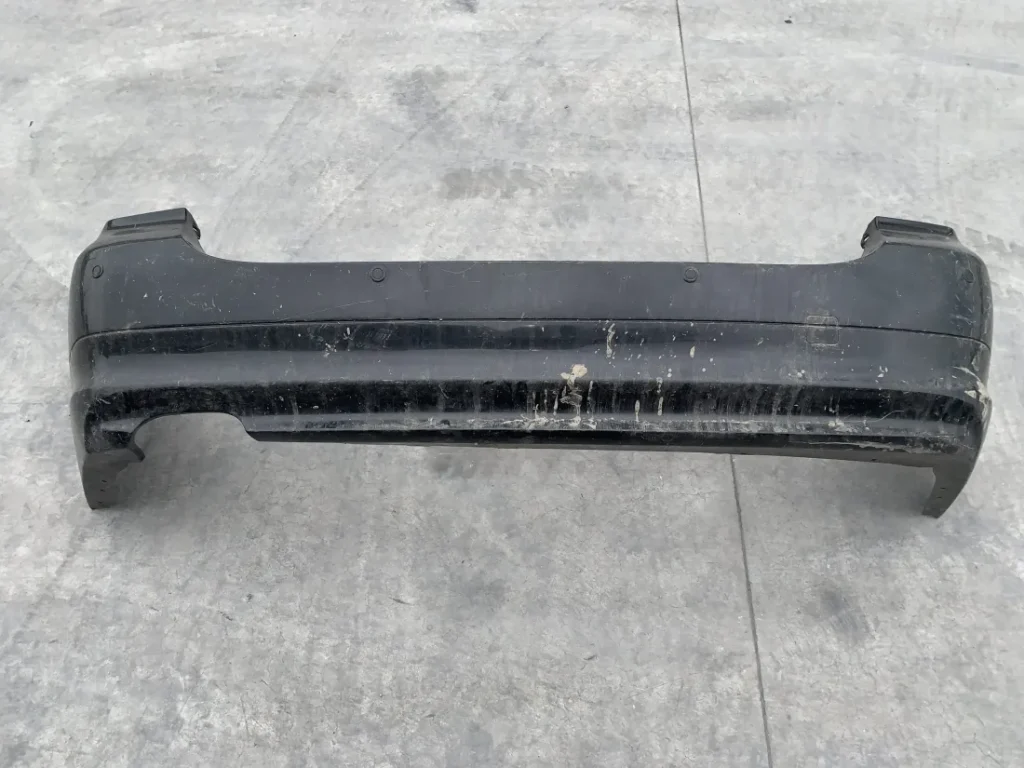 ΠΡΟΦΥΛΑΚΤΗΡΑΣ ΠΙΣΩ (REAR BUMPER) ΜΕ ΤΡΥΠΕΣ ΓΙΑ PDC BMW  ΣΕΙΡΑ 3 E91
