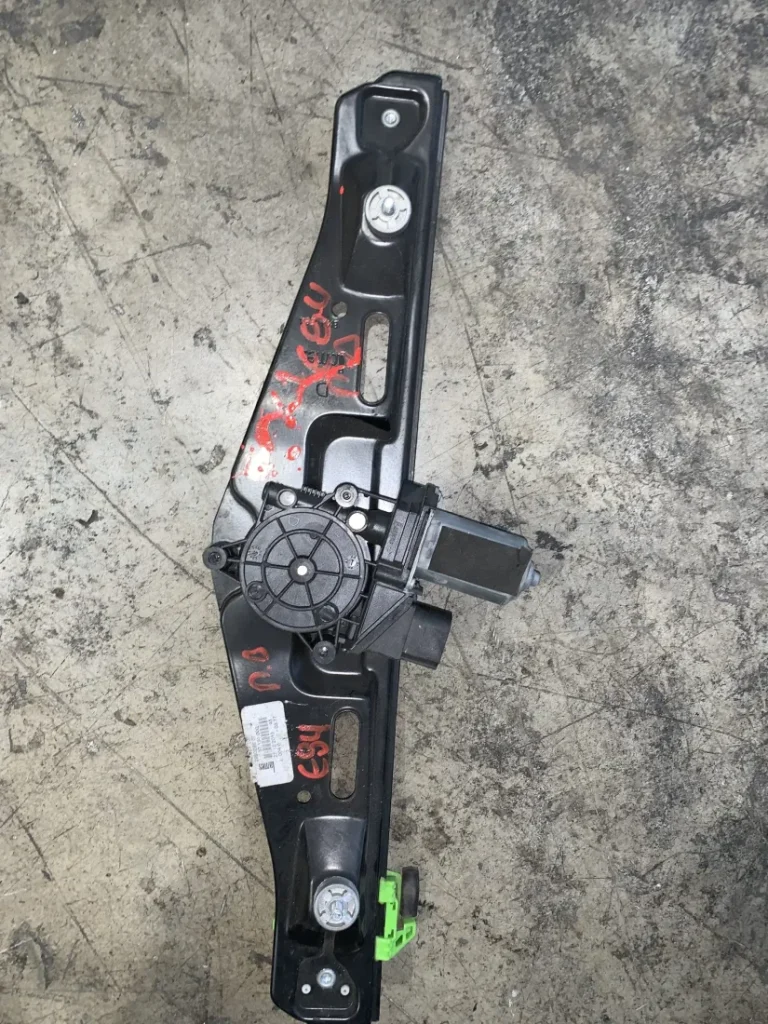 ΑΝΕΒΑΤΟΡΙ - ΓΡΥΛΟΣ ΠΑΡΑΘΥΡΟΥ ΠΙΣΩ ΔΕΞΙ BMW X1 E84 (ΚΩΔ. ΑΝΤΑΛ. 2990298)