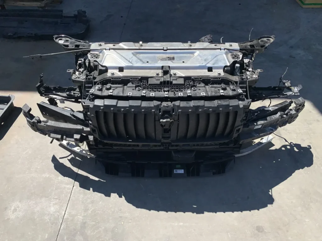 ΜΕΤΩΠΗ ΚΑΙ ΤΡΑΒΕΡΣΑ ΚΟΜΠΛΕ BMW ΣΕΙΡΑ 3, 4 G20 G21 G22 G23 G26 GC i4 G26 GC