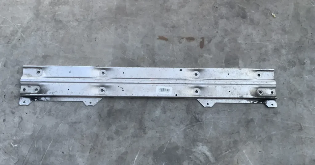 ΣΥΝΔΕΤΙΚΟΣ ΦΟΡΕΑΣ ΤΟΥΝΕΛ ΠΙΣΩ BMW ΣΕΙΡΑ 3, 4 G20 G21 G28 G26 GC (ΚΩΔ. ΑΝΤΑΛ. 8499413)