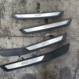 ΔΙΑΚΟΣΜΗΤΙΚΑ ΣΗΜΑΤΑ ΠΟΡΤΑΣ BMW ΣΕΙΡΑ 7 F01 F02 F03 F04 HYBRID (ΚΩΔ. ΑΝΤΑΛ. 51478046291 - 51477190962 - 51477181011)