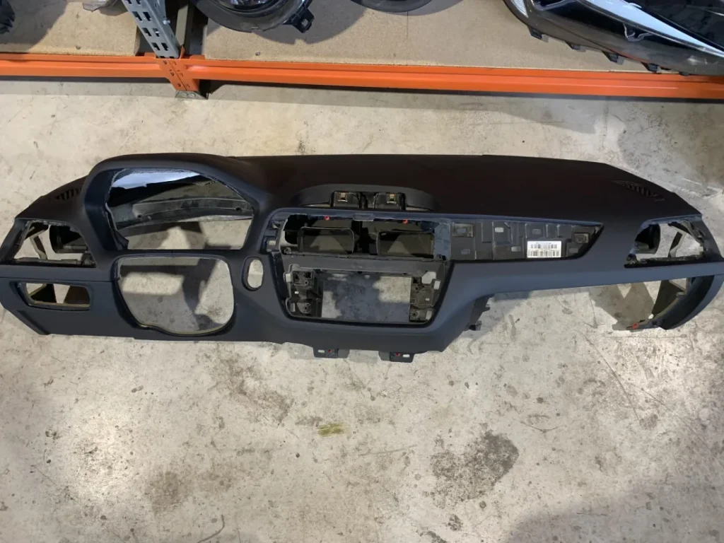 ΤΑΜΠΛΟ BMW F20