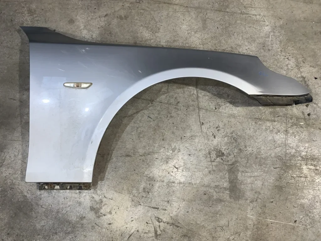 ΦΤΕΡΟ ΕΜΠΡΟΣ ΔΕΞΙ BMW ΣΕΙΡΑ 5 E60