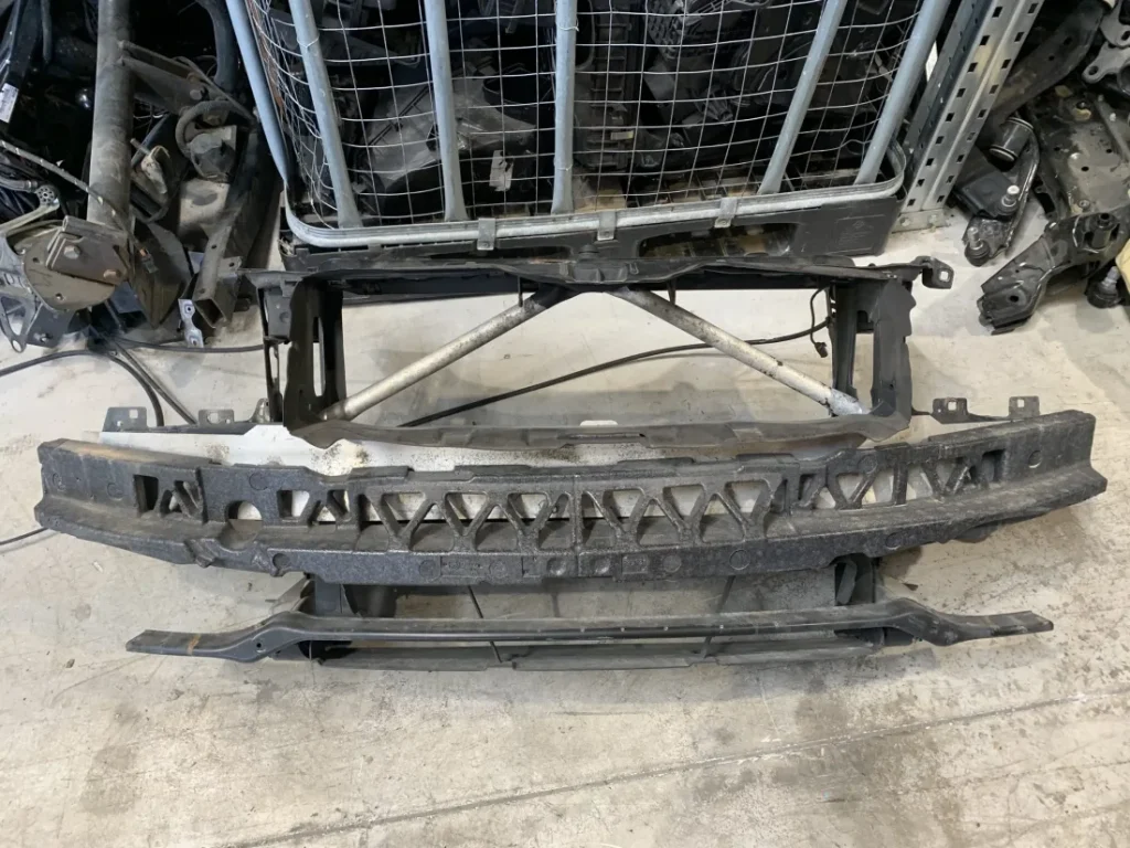 ΜΕΤΩΠΗ ΚΑΙ ΤΡΑΒΕΡΣΑ ΚΟΜΠΛΕ BMW ΣΕΙΡΑ 3 F30