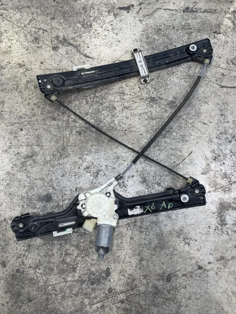 ΑΝΕΒΑΤΟΡΙ - ΓΡΥΛΟΣ ΠΑΡΑΘΥΡΟΥ ΕΜΠΡΟΣ ΑΡΙΣΤΕΡΟ BMW X6 E71 E72 HYBRID (ΚΩΔ. ΑΝΤΑΛ. 7197301)