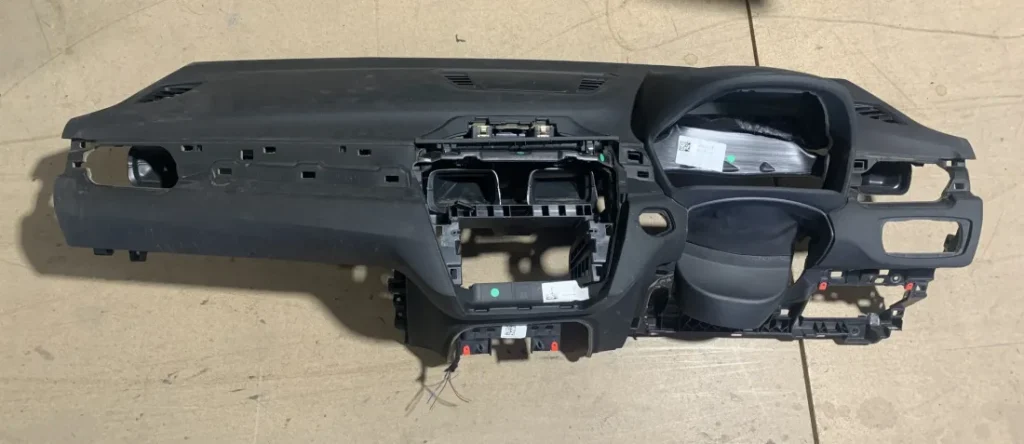 ΤΑΜΠΛΟ BMW X1 F48