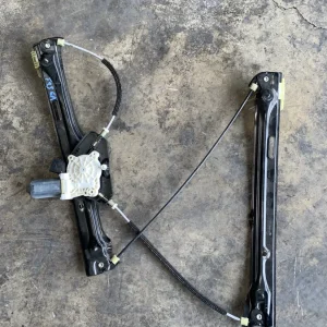 ΑΝΕΒΑΤΟΡΙ - ΓΡΥΛΟΣ ΠΑΡΑΘΥΡΟΥ ΕΜΠΡΟΣ ΑΡΙΣΤΕΡΟ BMW X3 F25 X4 F26 (ΚΩΔ. ΑΝΤΑΛ. 7355635 - 7344669)