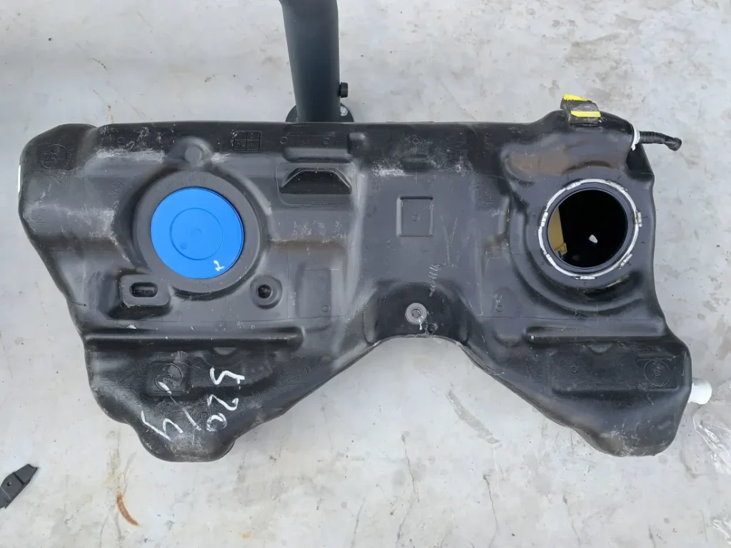 ΔΕΞΑΜΕΝΗ ΚΑΥΣΙΜΟΥ BMW ΣΕΙΡΑ 5, 6 G30 G31 G32 GT (ΚΩΔ. ΑΝΤΑΛ. 9488544)