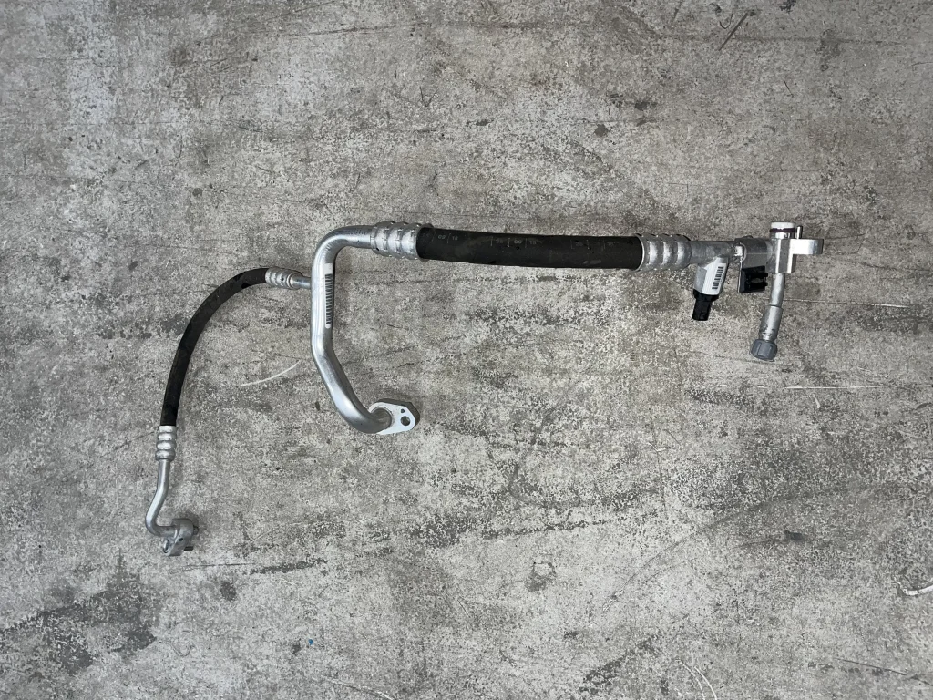 ΣΩΛΗΝΑΣ ΧΑΜΗΛΗΣ ΠΙΕΣΗΣ A/C BMW i3 I01 LCI