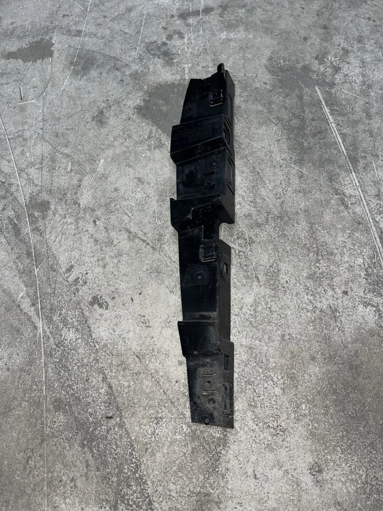 ΒΑΣΗ ΠΡΟΦΥΛΑΚΤΗΡΑ ΕΜΠΡΟΣ ΔΕΞΙΑ BMW i3 I01 LCI