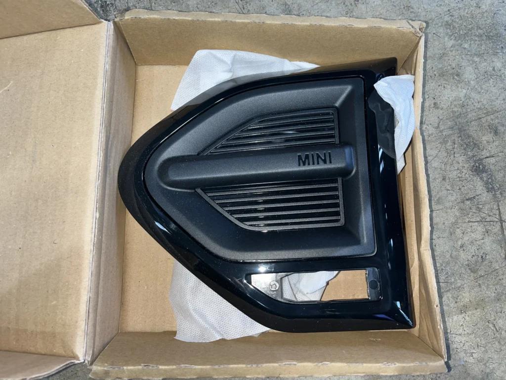 ΛΩΡΙΔΑ ΚΑΛΥΨΗΣ ΠΛΕΥΡΙΚΟ ΦΛΑΣ MINI COUNTRYMAN F60 – ΚΑΙΝΟΥΡΓΙΑ ΑΡΙΣΤΕΡΑ