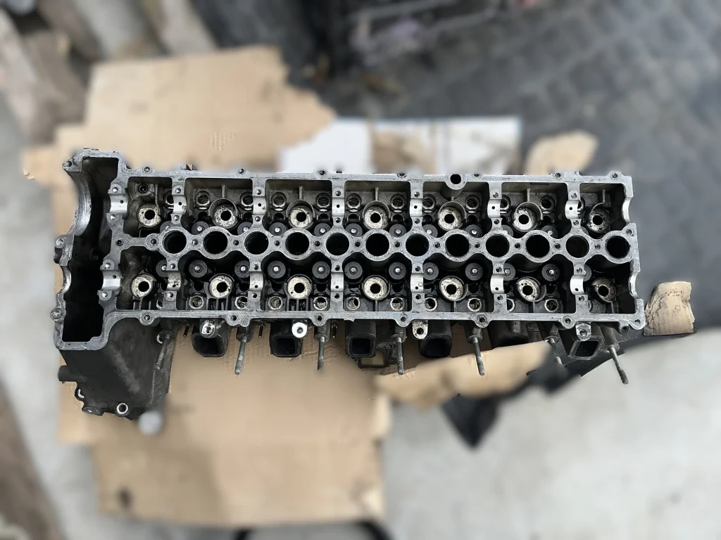 ΚΥΛΙΝΔΡΟΚΕΦΑΛΗ ΚΑΠΑΚΙ ΜΗΧΑΝΗΣ ΣΕΙΡΑ 3, 5, 7 E46 E60 E61 E65 X5 E53 3.0d M57N