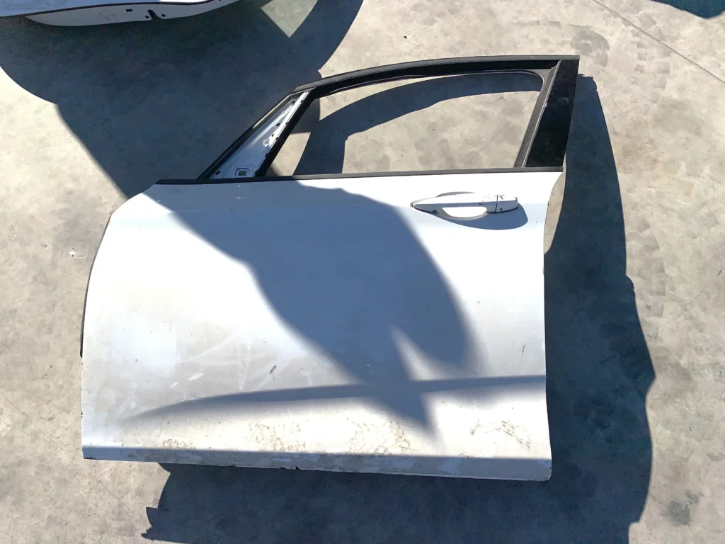 ΠΟΡΤΑ ΕΜΠΡΟΣ ΑΡΙΣΤΕΡΗ (ΟΔΗΓΟΥ) BMW SERIES 2 F46 GRAN TOURER – ΓΝΗΣΙΑ