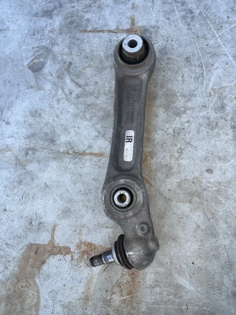 ΨΑΛΙΔΙ ΑΝΑΡΤΗΣΗΣ BMW SERIES 3 (F30) & 5 (F10) – ΚΡΑΜΑ ΑΛΟΥΜΙΝΙΟΥ 6082T6 – ΓΝΗΣΙΟ