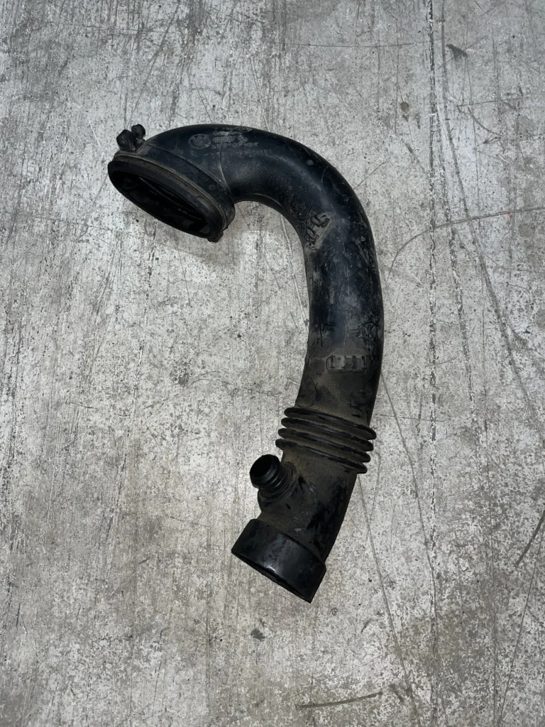 ΓΝΗΣΙΟΣ ΣΩΛΗΝΑΣ ΕΙΣΑΓΩΓΗΣ ΑΕΡΑ (AIR INTAKE) BMW SERIES 5 (E60, E61), 7 (E65, E66), X3 (E83), X5 (E53)