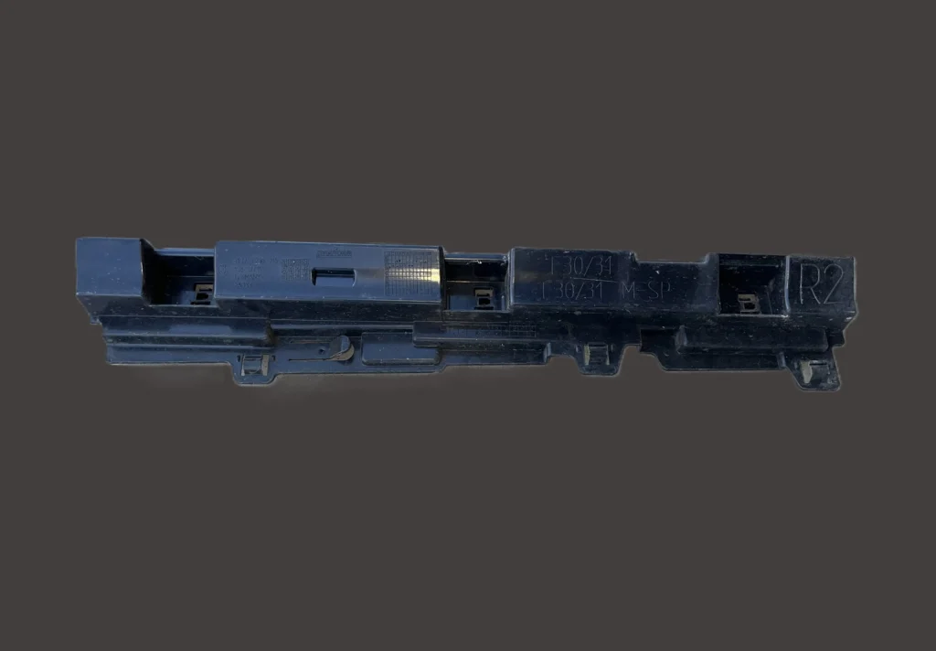 ΓΝΗΣΙΑ ΕΜΠΡΟΣ ΔΕΞΙΑ ΒΑΣΗ ΣΤΗΡΙΞΗΣ ΜΑΡΣΠΙΕ BMW ΣΕΙΡΑ 3 F30 F31 F35 M3 F80 M3 – SUPPORTING LEDGE FRONT RIGHT